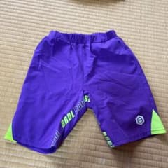 ベビド　110センチ　ショート丈パンツのサムネイル