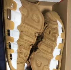 AIR MORE UPTEMPOのサムネイル