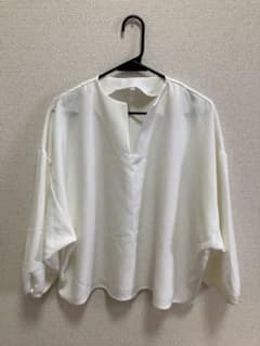 【ほぼ新品未使用✨】長袖シャツ ブラウス M レディースのサムネイル