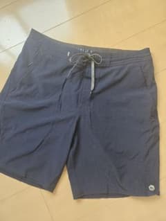 Quicksilver　ボードショーツ　ショートパンツ　31　水着のサムネイル
