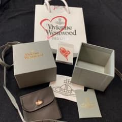 ヴィヴィアン　ウエストウッド Vivienne Westwoodのサムネイル