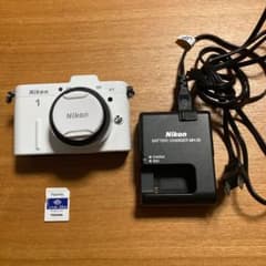 (YUGO様専用)Nikon NIKON 1 V1 ホワイトのサムネイル