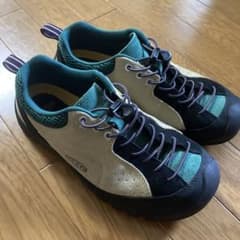 KEEN アウトドアシューズ ブラック/グリーン/ベージュのサムネイル
