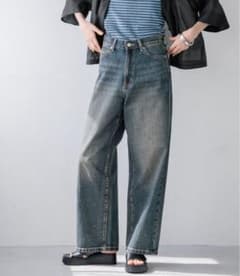 ビジューデニムパンツ LOWRYSFARMのサムネイル