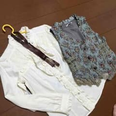 専用 アクシーズ クラシックブラウスのサムネイル