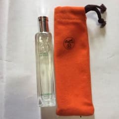 【新品未使用】エルメス香水  ② 屋根の上の庭 15mlのサムネイル