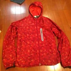 gawasan専用 コロンビア  紅葉柄 マウンテンパーカーのサムネイル