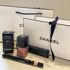 ⭐︎新品未使用⭐︎CHANEL ネイル　アイシャドウのサムネイル