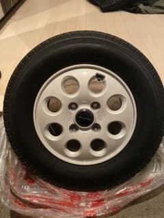 スタッドレスタイヤホイール　１４５/８０Ｒ１２ ８０/７８N LT 軽トラのサムネイル