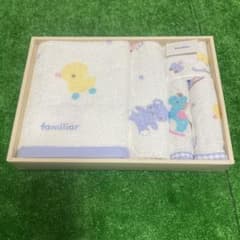 familiar ファミリア　タオルギフト　新品未使用のサムネイル
