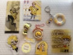カラフルピーチ たっつん まとめ売り - メルカリ