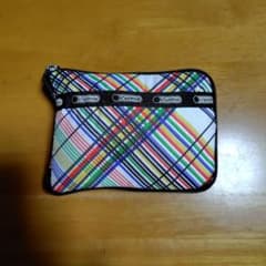 LeSportsac チェック柄ジッパーポーチのサムネイル