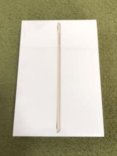SoftBank★iPad mini4★SIMロック解除済み★新品未使用★ドコモのサムネイル