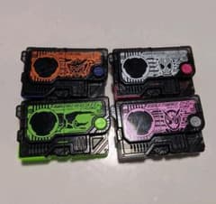 仮面ライダーゼロワン　プログライズキー　セットのサムネイル
