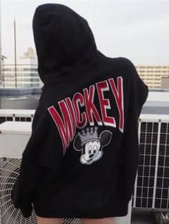 【最終値下げ】GYDA ミッキーパーカーのサムネイル