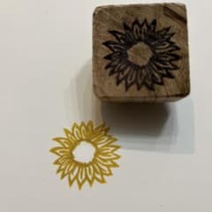 消しゴムはんこ　ひまわりのサムネイル