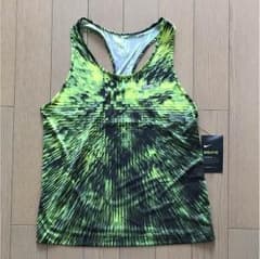 Nike dry-fit ランニングシャツのサムネイル