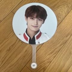 seventeen ideal cut ジュン　うちわのサムネイル