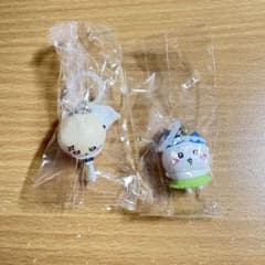 映画入場特典　ちいかわ ミニフィギュア キーホルダー 2種セットのサムネイル