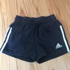 adidas アディダス ショートパンツのサムネイル