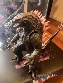 SHMonsterArts GODZILLA (2024) Evolved