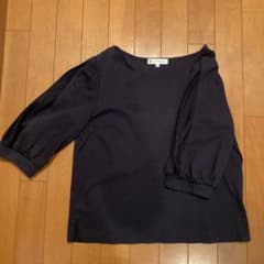 『新品』カットソーのサムネイル