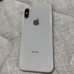 iPhone Xs Silver 64 GB docomoのサムネイル