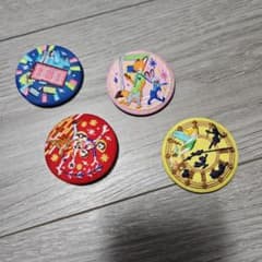 ディズニー 刺繍缶バッジ 4種セットのサムネイル
