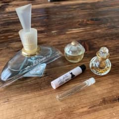 香水　まとめ売りのサムネイル