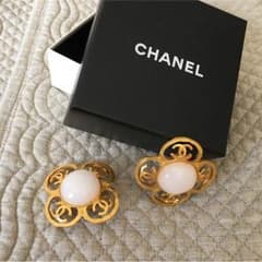 vintage CHANEL イヤリング .  アーバンリサーチ ナノユニバースのサムネイル