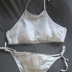 未使用 H&M ビキニ ハイネック 水着のサムネイル