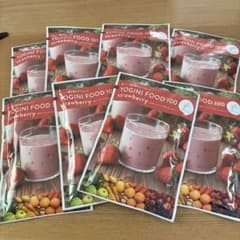 YOGINI FOOD 100 ストロベリー 8個セット ヨギニーフード - メルカリ