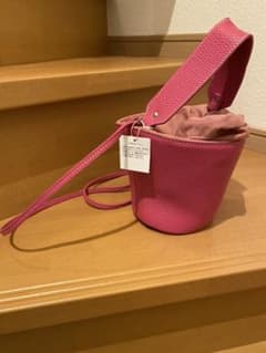 ayakoバッグ　新品未使用 ピンクのサムネイル