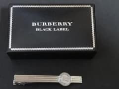 BURBERRYBLACK LABELネクタイピン箱付きのサムネイル