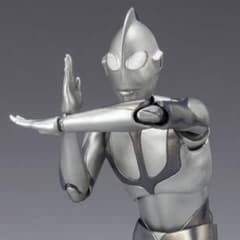 SHFiguarts 울트라맨 -강착시 Ver.-(신 울트라맨)