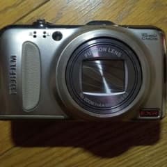 Fujifilm FinePix EXR 16メガピクセル F550 - メルカリ