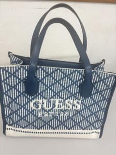 ゲス　２way バッグ　GUESS Compartment Toteのサムネイル