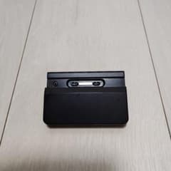 NTTドコモ　卓上ホルダ　F50 単品 写真現品のみのサムネイル