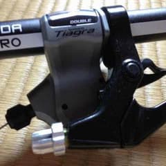 シフターとブレーキレバーのサムネイル