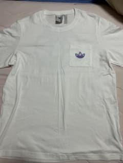 adidas ホワイト Tシャツ XLのサムネイル
