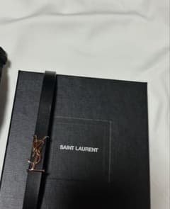 【美品】SAINT LAURENT ブラックレザーバングルのサムネイル