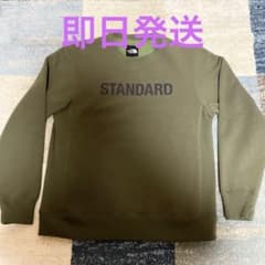 美品 直営店限定 ノースフェイス スタンダードトレーナー Mサイズ カーキのサムネイル