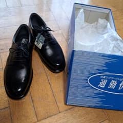 新品未使用通勤快足25cmのサムネイル