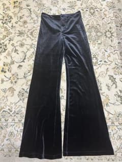 H&M DIVIDED ベルベット フレアパンツ ブラックのサムネイル