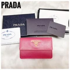 美品 プラダ 名刺入れ カードケース PRADA サフィアーノ ピンク　赤のサムネイル
