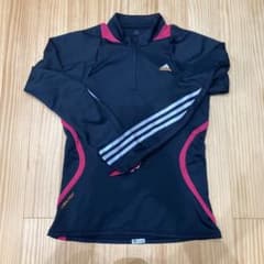 adidasのサムネイル