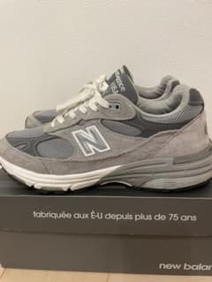 newbalance 993のサムネイル