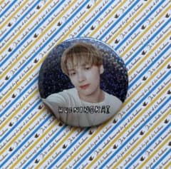 TXT HUENINGKAI 缶バッジ ACT:TOMORROWのサムネイル