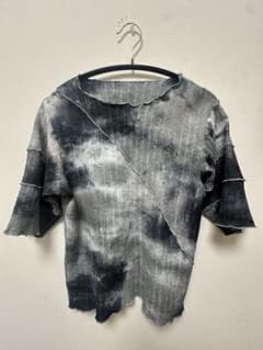 novem タイダイ柄 プリーツカットソー 半袖 モノトーン　Tシャツのサムネイル