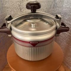 RIKEN 圧力鍋 シルバー/赤 - メルカリ